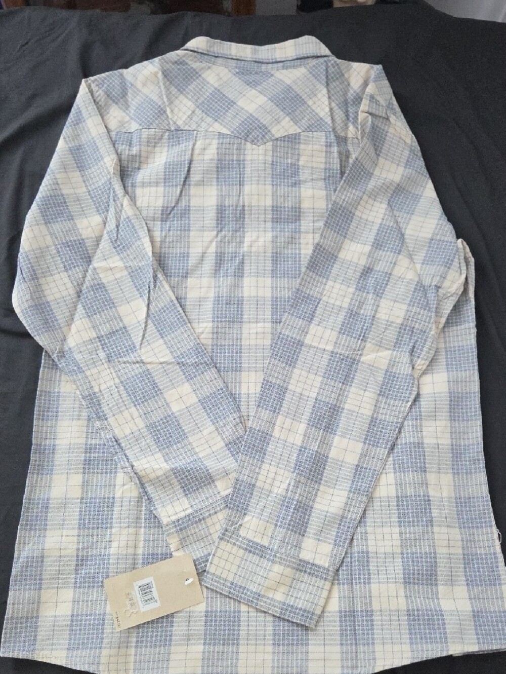 Levi's Women's Cream and Blue Plaid Snap-Down Shirt - Picture 7 of 7